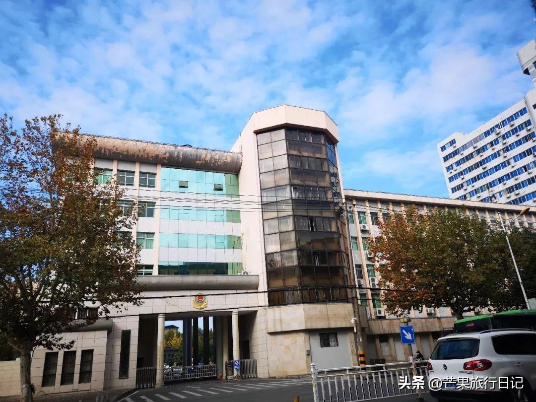 景德镇是哪个省的城市(景德镇位于我国哪个省)