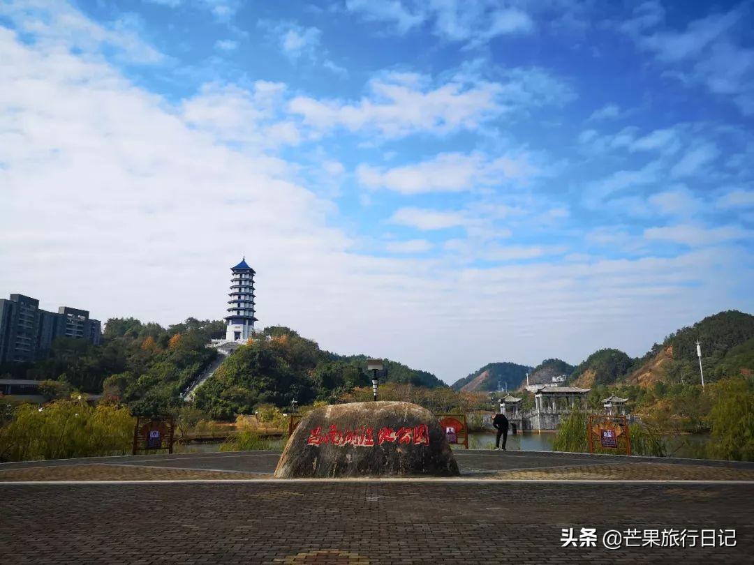 景德镇是哪个省的城市(景德镇位于我国哪个省)