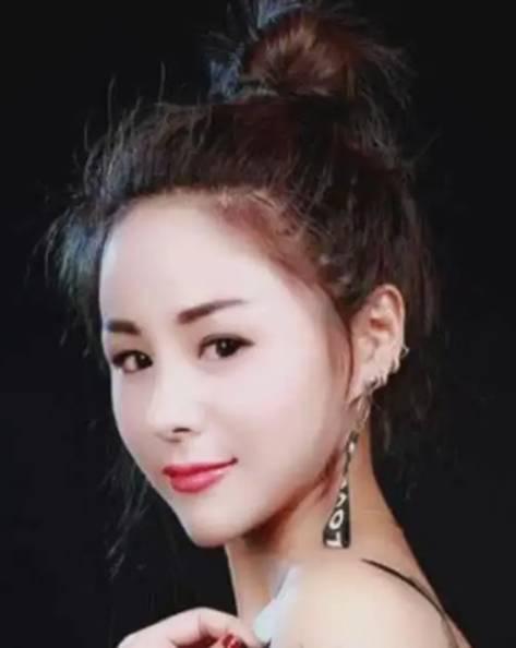 从流浪女到百万网红琼姐（花姐草根逆袭一首狂浪赚千万）(28)