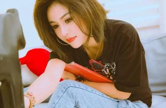 从流浪女到百万网红琼姐（花姐草根逆袭一首狂浪赚千万）(30)