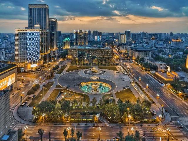 一般去成都必去的十大景点（不可错过的24个旅游景点）(20)