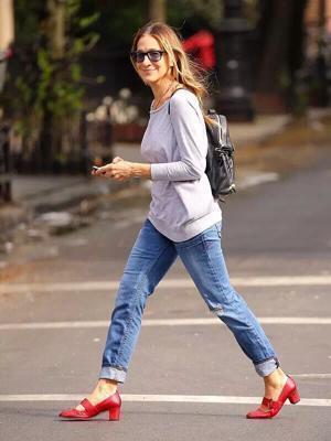 “脚型”一般分为这四种！如果你是最后一种，秋冬天穿皮靴很好看