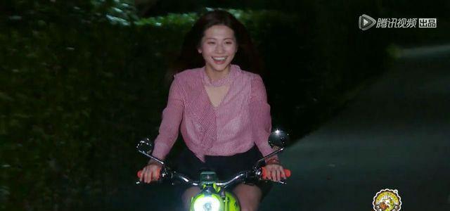 向天歌会选择刘泽煊吗？她的一个用心举动，也许暴露了最终心意