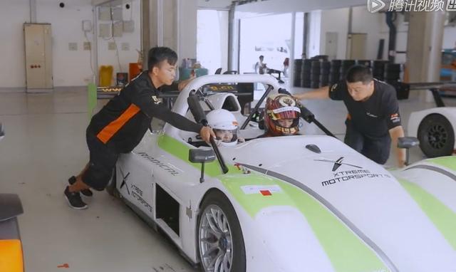 向天歌会选择刘泽煊吗？她的一个用心举动，也许暴露了最终心意