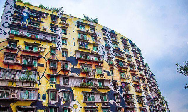 重庆最大的的涂鸦街,小时候对着墙写下的梦想,你还记得吗?