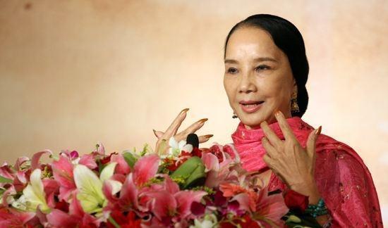 我国最早的“孔雀公主”，曾被缅甸王子抢亲，年过七十容颜不老