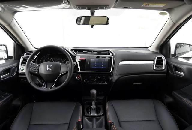 本田最良心的轿车,提速8秒,比思域帅气,仅7万,买朗逸的后悔了