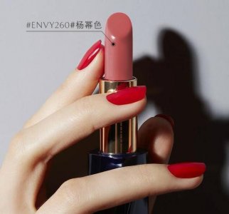 ​良心种草三款最适合夏天的口红，不挑皮自带好气色！