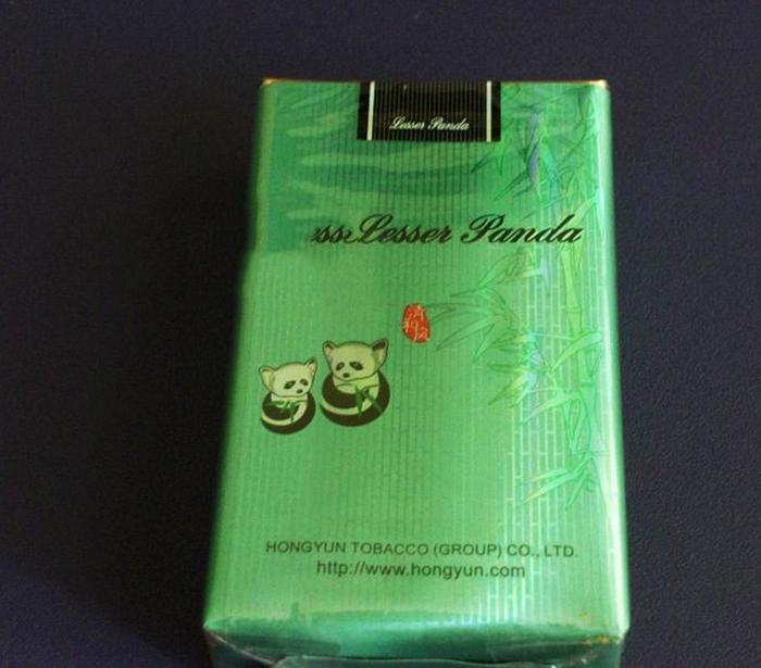 绿色的5款小熊猫香烟,第二款最为经典,最后一款价格亲民!