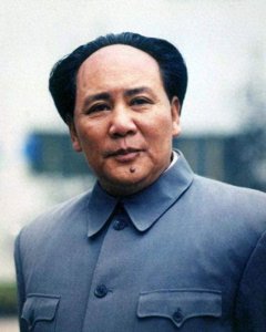 ​李讷抱住古月痛哭 陈昊苏让孩子叫刘锡田爷爷 特型演员这些特别经历