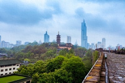 ​南京能否成为直辖市：一项综合分析