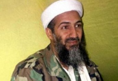 骚扰默克尔、铲除萨达姆，小布什当总统让人怀疑智商欠费