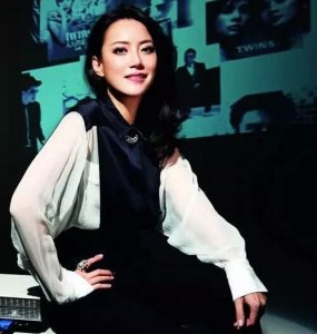 ​霍汶希何许人？谢霆锋 容祖儿视她为“妈咪”她的能量究竟有多大