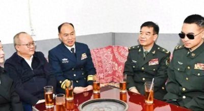 ​＂杜富国：英雄背后的故事，妻子的选择让人惊叹＂