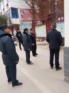 ​界首市公安局深入光武中心学校开展校园安保检查工作