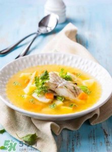 ​鱼汤怎么去腥？鱼汤去腥小技巧