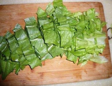 ​莴苣叶是油麦菜吗？莴苣叶是不是油麦菜