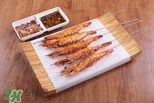 吃皮皮虾能喝白酒吗?虾和白酒能同食吗