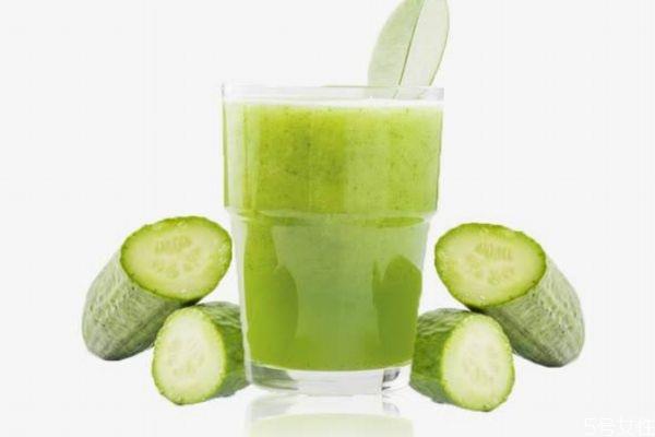 喝青瓜汁有什么作用 喝青瓜汁的好处有什么