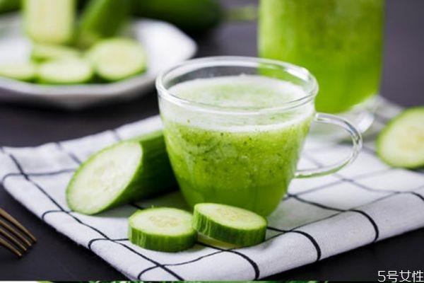 喝青瓜汁有什么作用 喝青瓜汁的好处有什么