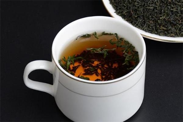 辣木茶适合什么人喝 辣木茶哪些人不能喝