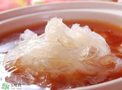 ​鱼翅卡喉咙了怎么办？鱼翅卡喉咙的自救法