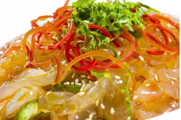 凉拌海蜇丝需要焯水吗 海蜇丝怎么焯才不缩水还爽脆