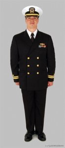 ​美国海军军服，军官和士兵区分最严格的军服