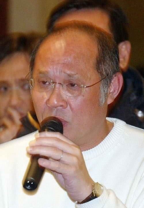 岑建勋个人资料写真作品