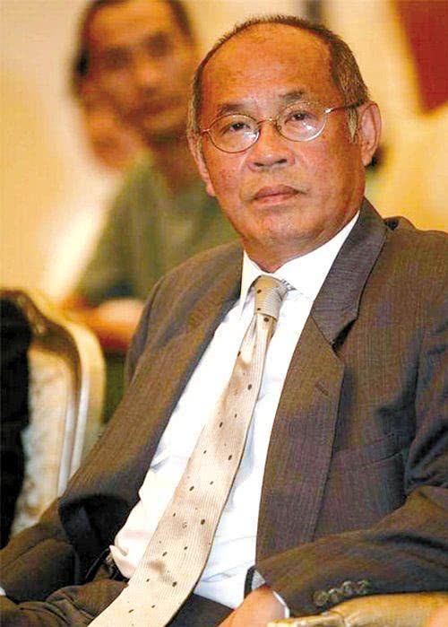 岑建勋个人资料写真作品