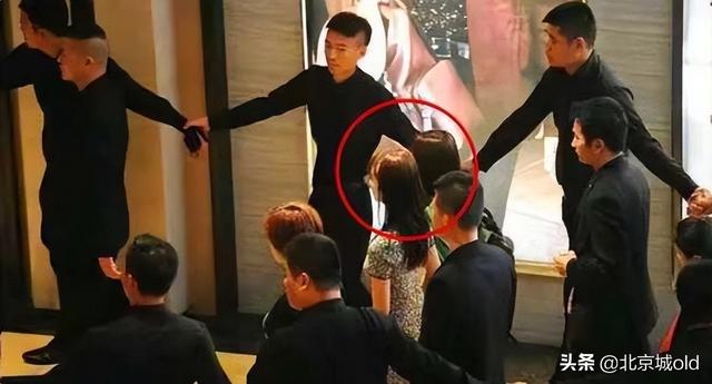 张天爱个人资料(毛俊杰首秀尬出天际)