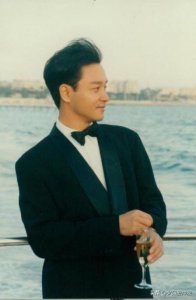 ​张国荣电影全部电影，张国荣的六部经典电影作品回顾