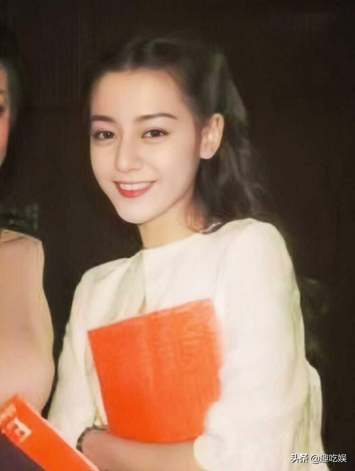 热巴迪丽个人资料(迪丽热巴“上位”史:从女配到顶流,她的成功,多谢贵人相助)