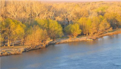 ​早秋表达了作者怎样的感情 晚秋在感情方面是什么意思