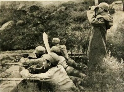 ​八路军、新四军的一个旅有多少人？