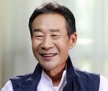 ​演员李雪健：患癌21年，脖子溃烂、生不如死，曾因看不起病想结束