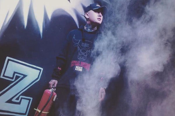 方丈真名叫什么名字 方丈睡小伊伊消息哪来的