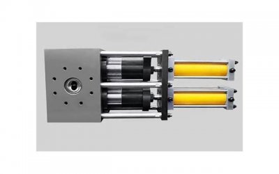 ​女生约会心里都想什么？女生约会举动代表什么意思