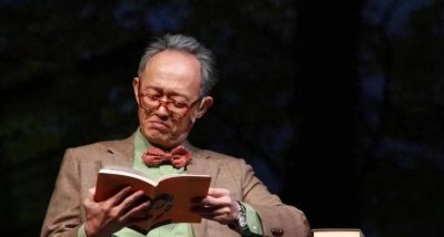 ​老戏骨金士杰：女友自尽发誓不婚，后娶小25岁娇妻且61岁再当父亲