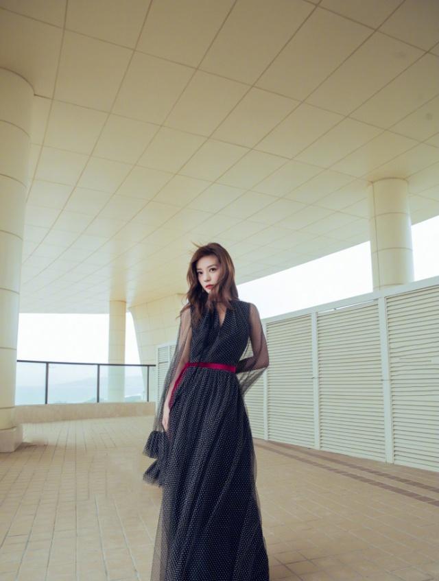 中外明星齐聚海南岛国际电影节,苏有朋赵薇忙与约翰尼·德普合影