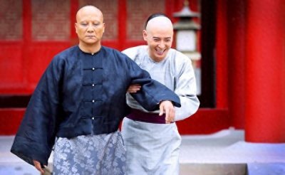 ​作为臭名昭著的东厂头子，冯宝是怎么跟一群文官们玩到一起去的？