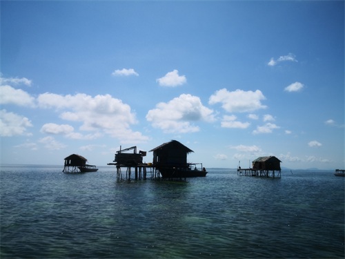 世界上最后一只海洋游牧民族——巴瑶族