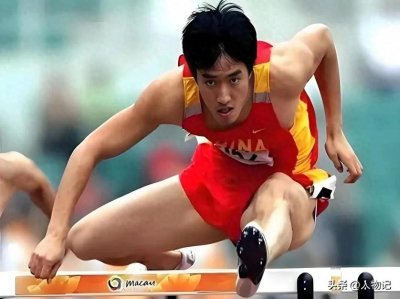 ​刘翔：跨越梦想的辉煌之路，重温传奇背后的故事！