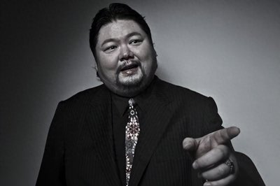 ​已故台星戎祥,被黄渤捧红后,连喝5天酒猝死,小10岁娇妻卖房还债