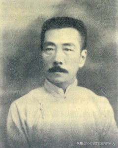 ​我国现代著名的散文家带您一一了解，别忘了收藏呦