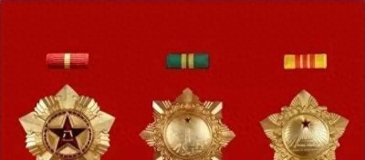 ​55大评勋 获一级独立自由勋章仅41人，三大将落选，谈谈授勋那些事