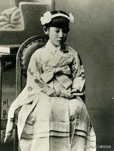 ​女魔头川岛芳子私房照片：根本算不上美女，17岁时被日本养父玷污