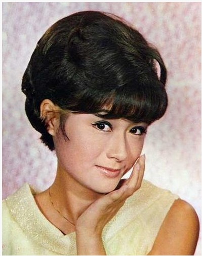 不老传说!潘迎紫近照皮肤粉嫩紧致,看不出已经70岁高龄