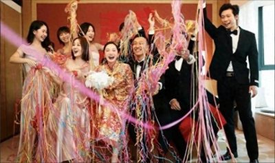 ​董晴美丽与坚韧的演员，是有梦想与目标的追求者