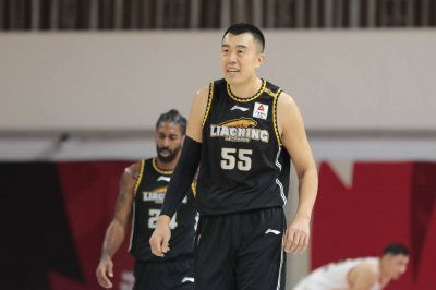 ​辽宁本钢的稳定中锋，“功夫熊猫”韩德君，CBA最优秀的老将